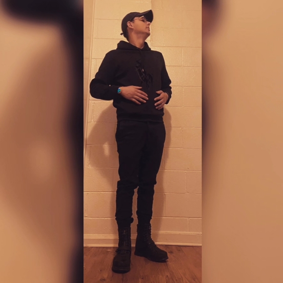 Meet your Posher, Johnny - Picture 11 of 11